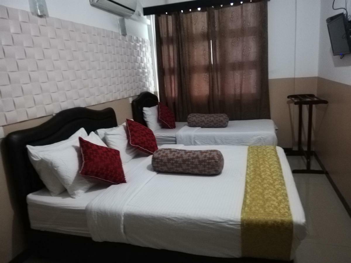 Beach Arena Inn Хулхумале Екстериор снимка